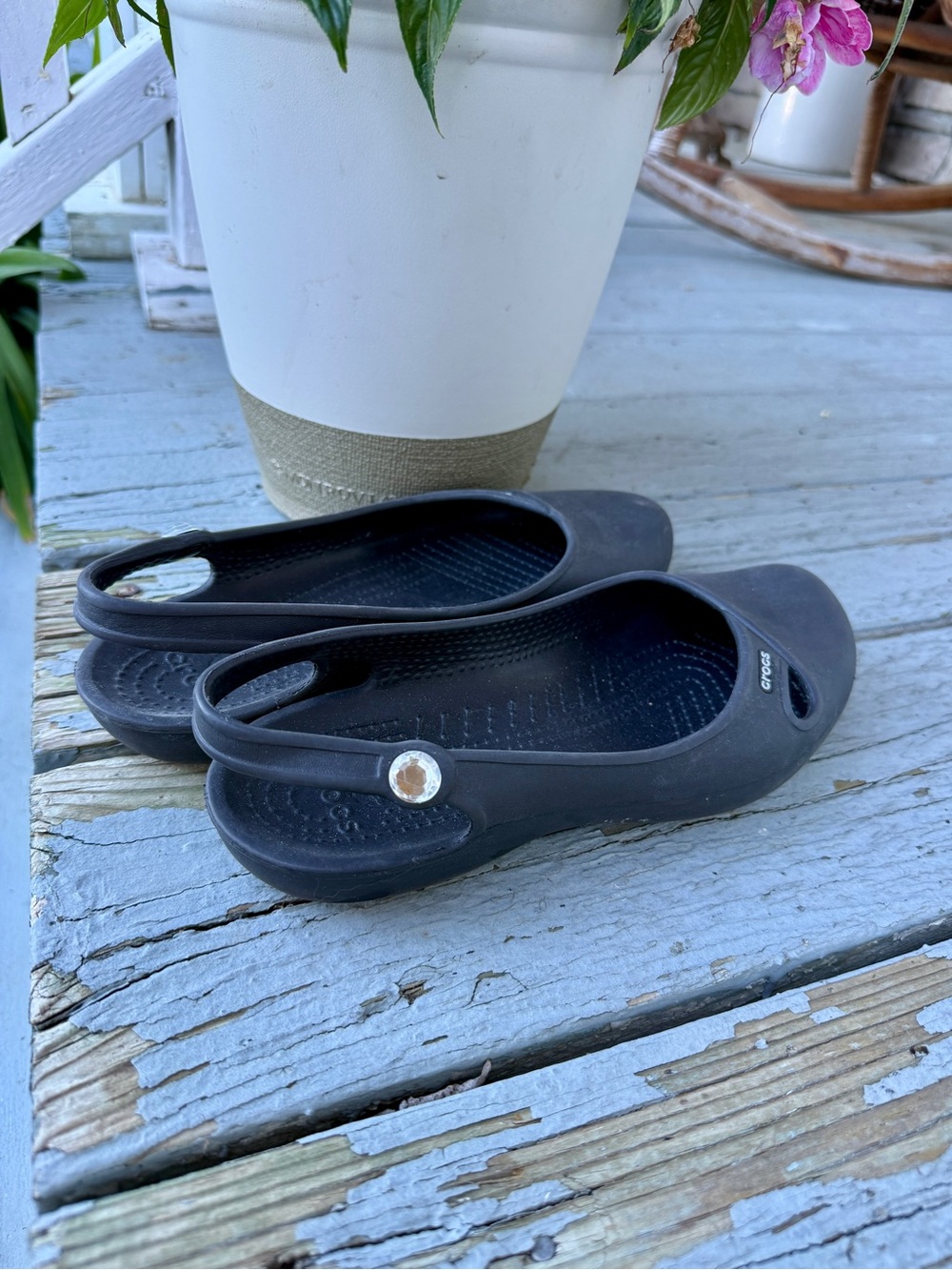 CROCS Black Slingback Foam Flats with Button Accent